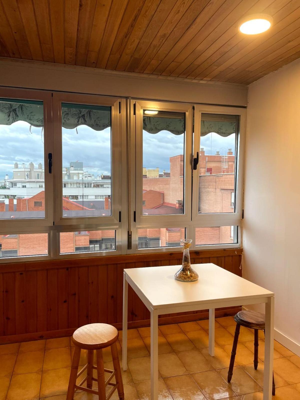 Private Rooms Madrid Atocha Extérieur photo